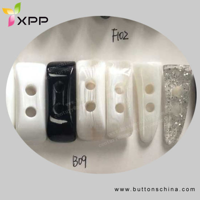 2h Plastic Horn Toggle Button